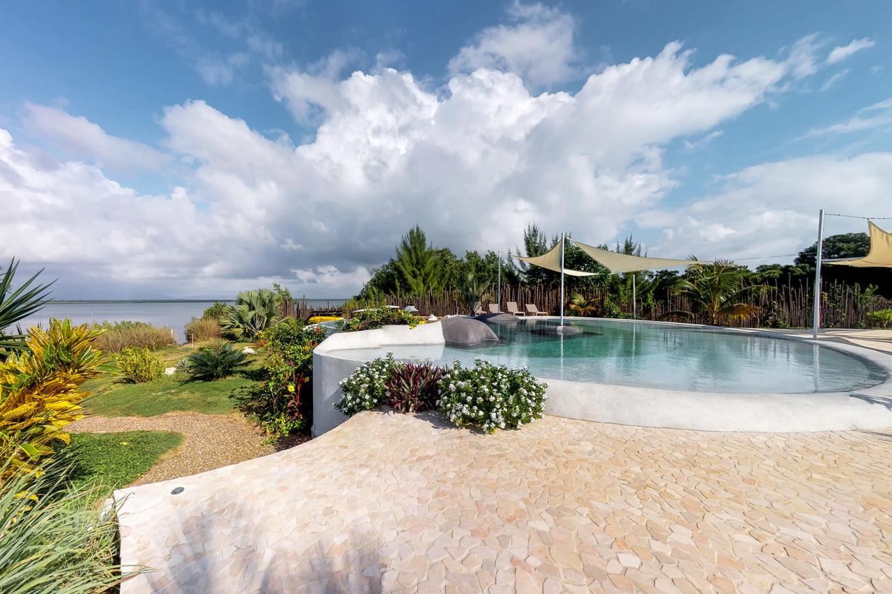 Dolphin @ Swan Villas Maya Beach Εξωτερικό φωτογραφία